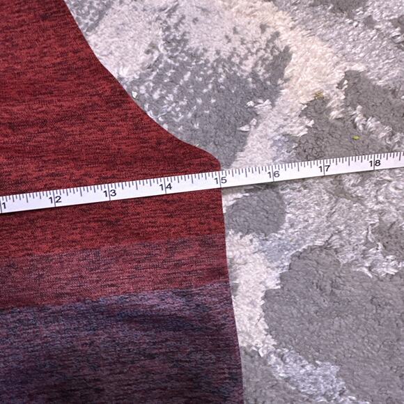 Athleta Relay Tank Top Red/Blue Gradient Ombré Cut Out‎ Racer Back Size Medium - Picture 8 of 8